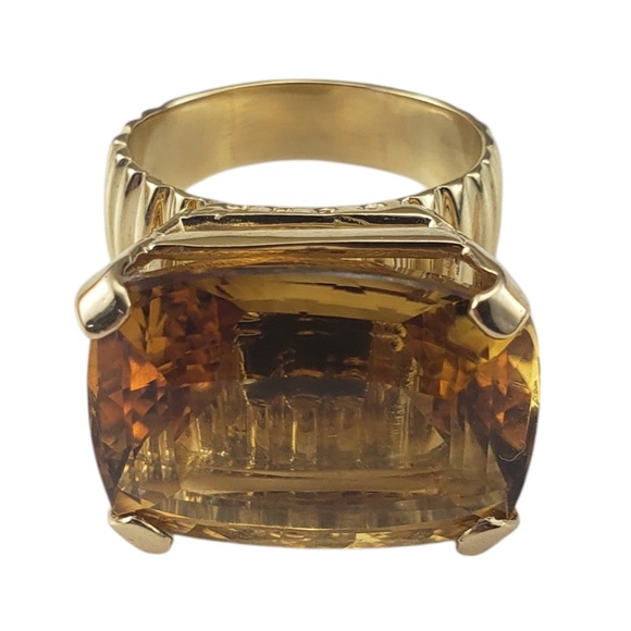 14 Karat Yellow Gold Citrine Ring Size 9  #20722 - Picture 2 of 8